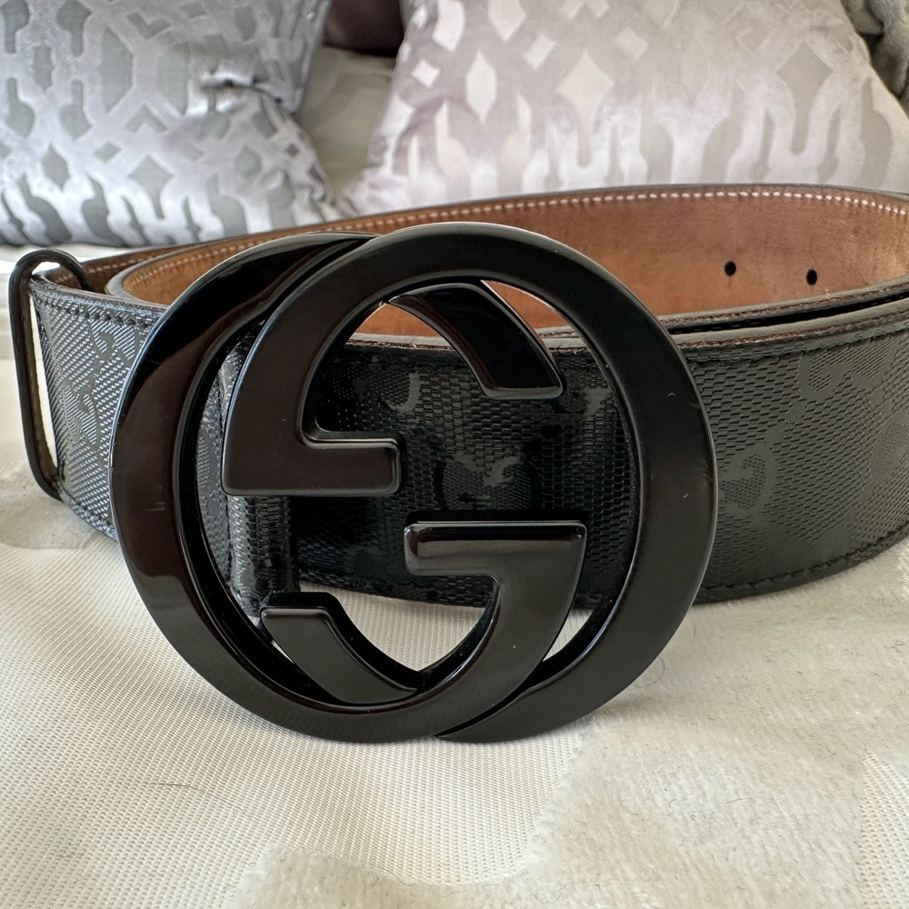Gucci belt, men’s size 90/36.